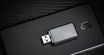 Apprenez à copier les photos de votre mobile sur une clé USB Transférer les photos prises avec un smartphone directement sur une clé USB de stockage