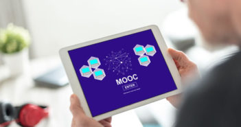 Qu’est-ce qu’un Mooc (Massive Open Online Course) ? Définition du concept de Mooc ou formation en ligne