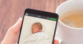 Surveiller bébé à distance avec un smartphone Android Surveiller vos enfants à l’aide de ce babyphone pour Android