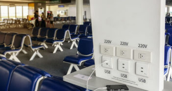 Recharger votre smartphone à une prise USB publique en toute sécurité Les dangers des chargeurs USB publics gratuits