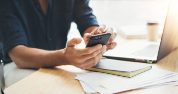 Ajouter vos contacts importants sur l’écran d’accueil de votre smartphone Placer vos contacts favoris dans un dossier Android