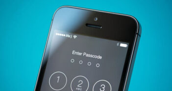 Ajouter vos coordonnées sur l’écran de verrouillage de l’iPhone Faire afficher des informations de contact sur l’écran de verrouillage de l’iPhone