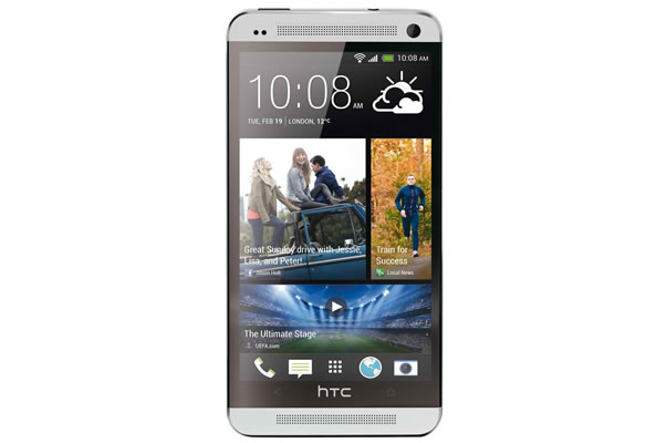 Samrtphone HTC One à moins de 400 euros