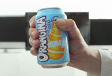 La canette anti-foot - Orangina