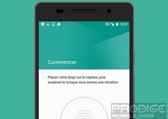 Poser le doigt sur le capteur pour enregistrer une empreinte digitale