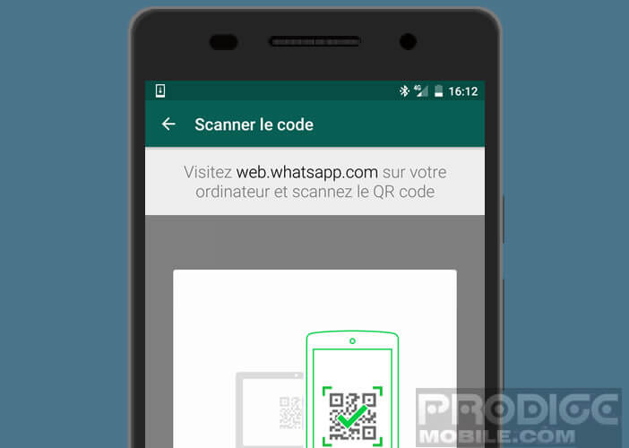 Scanner le code web de WhatsApp avec le capteur photo de votre téléphone