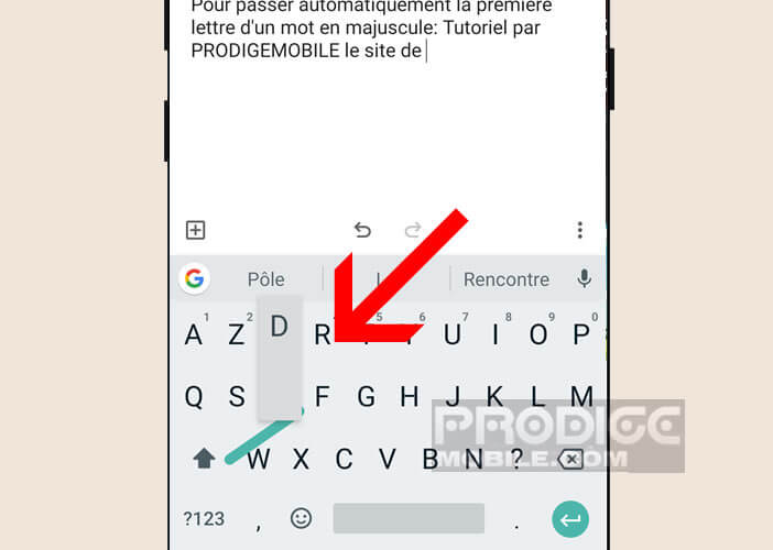 Activer le mode majuscule du clavier Android d’un simple glissé du doigt