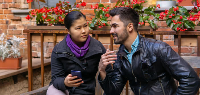 Utiliser Google Traduction pour traduire en direct une conversation