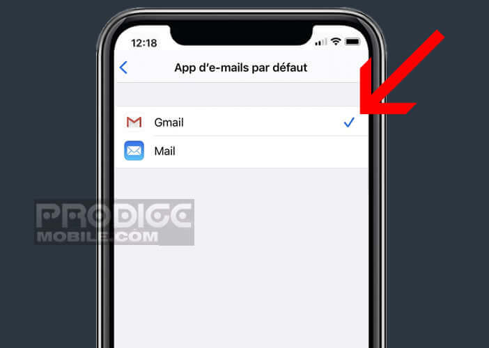 Choisir dans la liste l’app d’e-mails à mettre par défaut