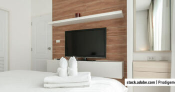 Comment utiliser une Chromecast sur un TV dans un hôtel Connecter un Chromecast sur une télévision dans une chambre d'hôtel