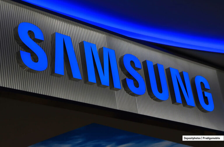 Logo Samsung sur la façade d’une boutique