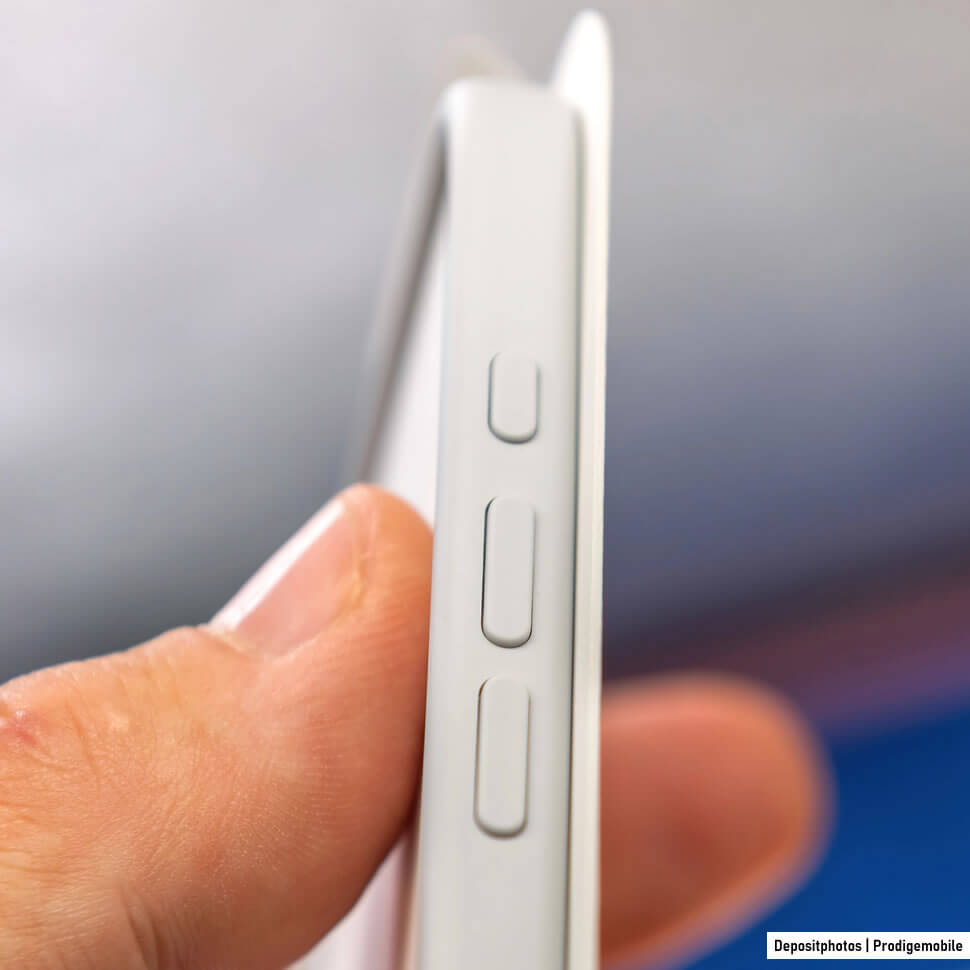 Bouton de volume bloqué d’un smartphone pouvant provoquer l’activation du mode sécurisé