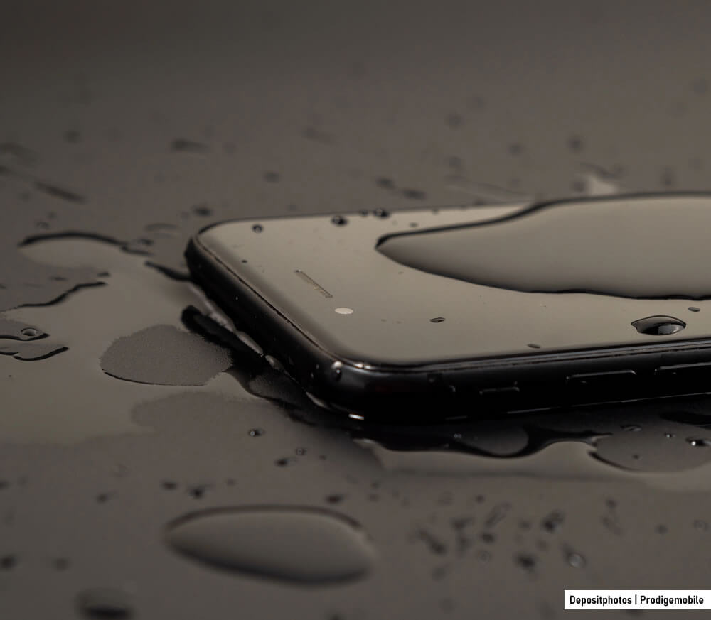iPhone 14 tombé accidentellement dans l’eau