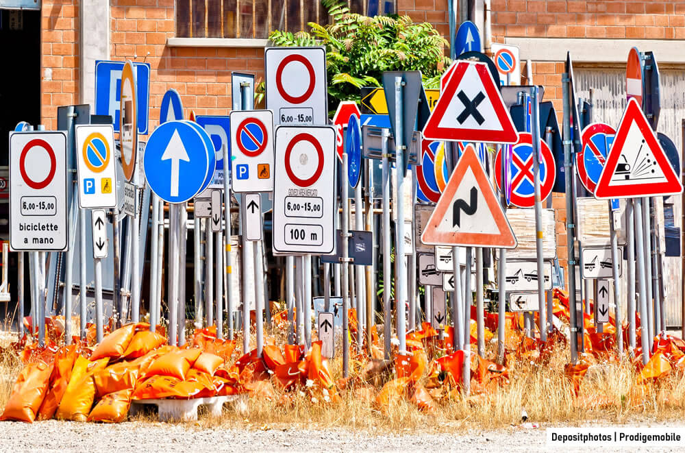 Panneaux de signalisation routière essentiels pour le code de la route