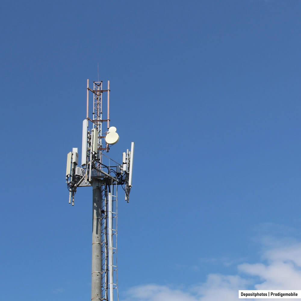 Antenne réseau 5G utilisée par les opérateurs mobiles et les MVNO pour proposer des forfaits internet mobile